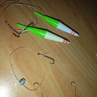 2 galleggianti  ami e lenza per canne da pesca dis