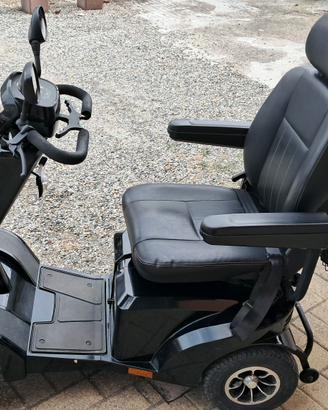 Quadriciclo elettrico