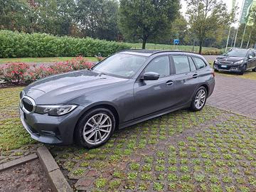 BMW 320d Touring Xdrive G21