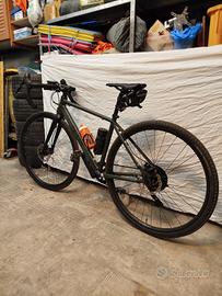 TRIBAN GRVL 120 xs €450