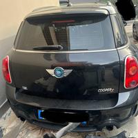 Mini cooper cauntriman solo ricambi