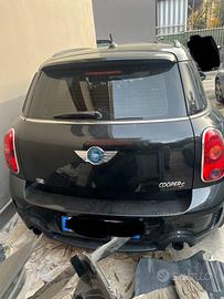 Mini cooper cauntriman solo ricambi