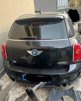 Mini cooper cauntriman solo ricambi