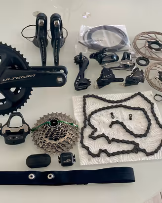GRUPPO  SHIMANO ULTEGRA R8000 11V + ACCESSORI