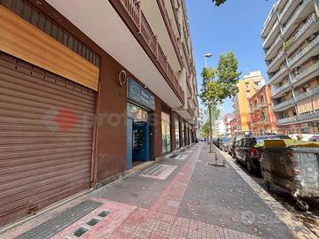 Negozio Bari [localevianapoli39VCG] (San Paolo )