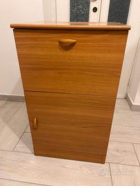 Mobiletto Salvaspazio con Asse da Stiro