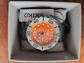 Seiko 5 sport Monster arancione 