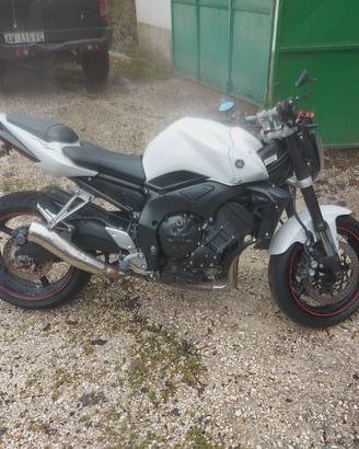 Yamaha FZ1 