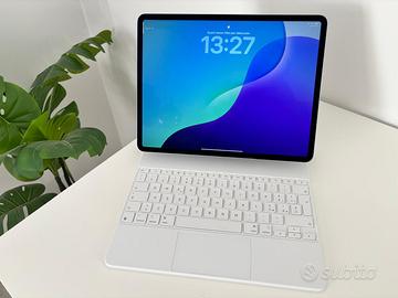 Apple iPad Air 13" M3 WiFi 256 GB + Magic Keyboard