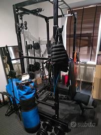 RACK COMPLETA HOMEGYM E ATTREZZATURA DA PALESTRA D