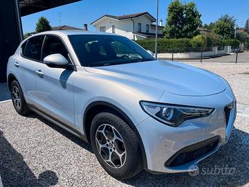 ALFA ROMEO Stelvio Stelvio 2.2 Turbodiesel 190 ...