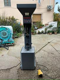 Tappatore per tappo raso semiautomatico usato