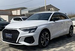 Audi A3 SPB S Line interno ed esterno 2.0 TDI...