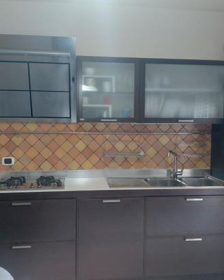 Cucina Scavolini con tavolo e 4 sedie