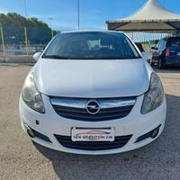 Opel Corsa 1.2 5 porte Cosmo