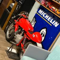 Harley Davidson Aermacchi 350 da pista 1964