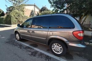 Chrysler Voyager 2.8 CRD LX Automatico (2006) – 7 