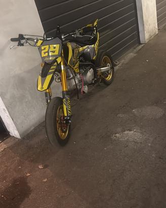 Pit bike ayrton