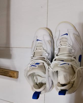 Nike air barrage low