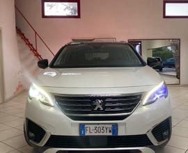 PEUGEOT 5008 BlueHDi 120 S&S Allure