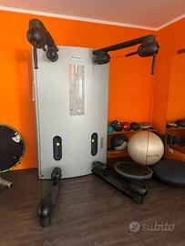 Attrezzo palestra Kinesis Technogym