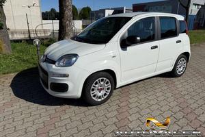 FIAT Panda 1.0 FireFly S&S Hybrid Apple CarPlay