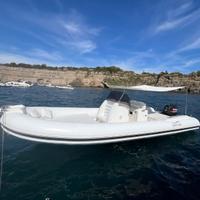 GOMMONE ITALIAMARINE 28 300hp SUZUKI