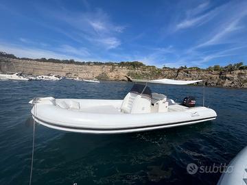 GOMMONE ITALIAMARINE 28 300hp SUZUKI