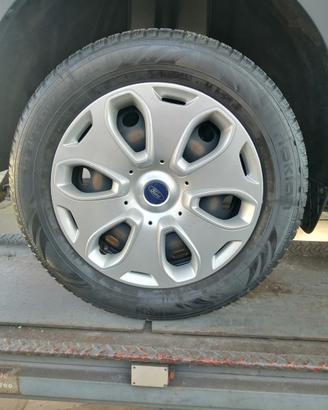 Gomme invernali 235/55 r17  103 XL nuove
