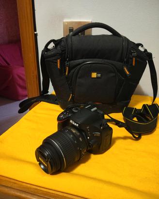 📸 Nikon D5100 + 18-55mm – Pari al Nuovo + Valiget