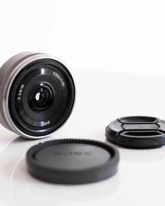 SONY 16 Mm F2.8, Mirrorless APS-C