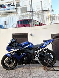 Yamaha R6 2004