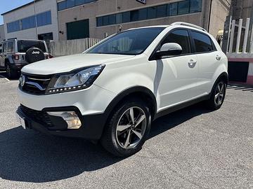 SsangYong Korando 2.0 Benzina 2WD M/T bi-fue...