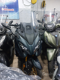 Yamaha tmax 560 2024 zero sinis km 5000