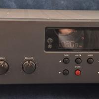 NAD 705 Amplificatore Stereo Receiver