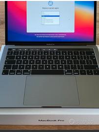 Macbook pro 13 inch-M1 2020