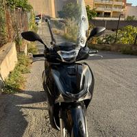 HONDA SH150 anno 2017