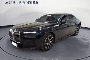 BMW Serie 7 G70 2022 740d mhev xdrive MSport auto