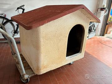 Cuccia per cani molto robusta in cemento