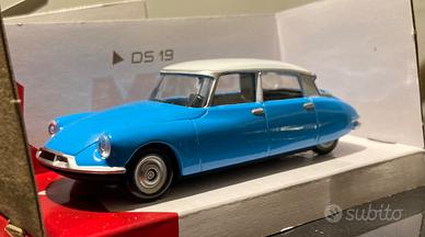 Citroen Ds  19 squalo azzurra Mondo Motors vintage