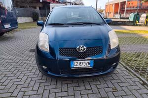 Toyota Yaris 1.0 5p