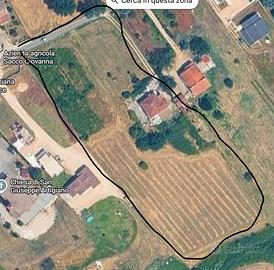 Terreno 5000 metri edificabili + casa di 120 metri