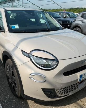 Fiat 600 Hybrid 145 CV DCT MHEV Icon