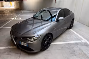 Alfa Giulia 2.2 Turbodiesel  Q4 Veloce 