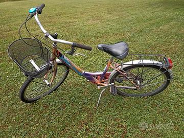 Bicicletta ragazza