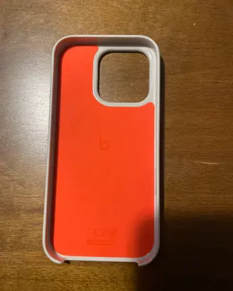 Cover Beats iphone 16 PRO