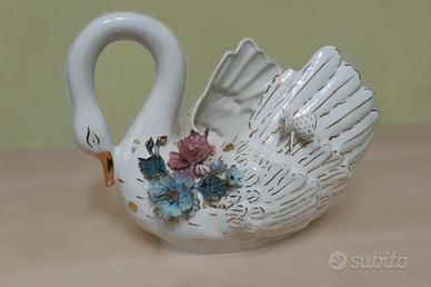 cigno in porcellana 