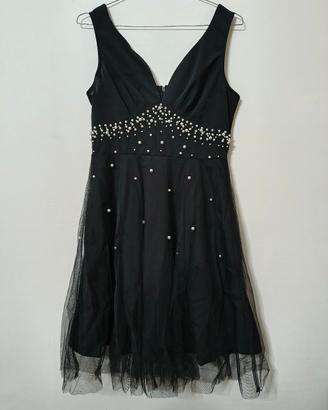 Abito corto nero con perle e tulle