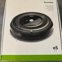 Roomba E5 - Robot Aspirapolvere