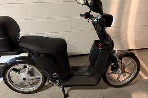 Scooter elettrico Askoll ES2 elettrico del 2020